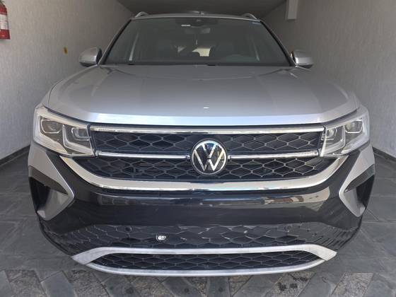 VOLKSWAGEN TAOS 1.4 250 TSI TOTAL FLEX HIGHLINE AUTOMÁTICO